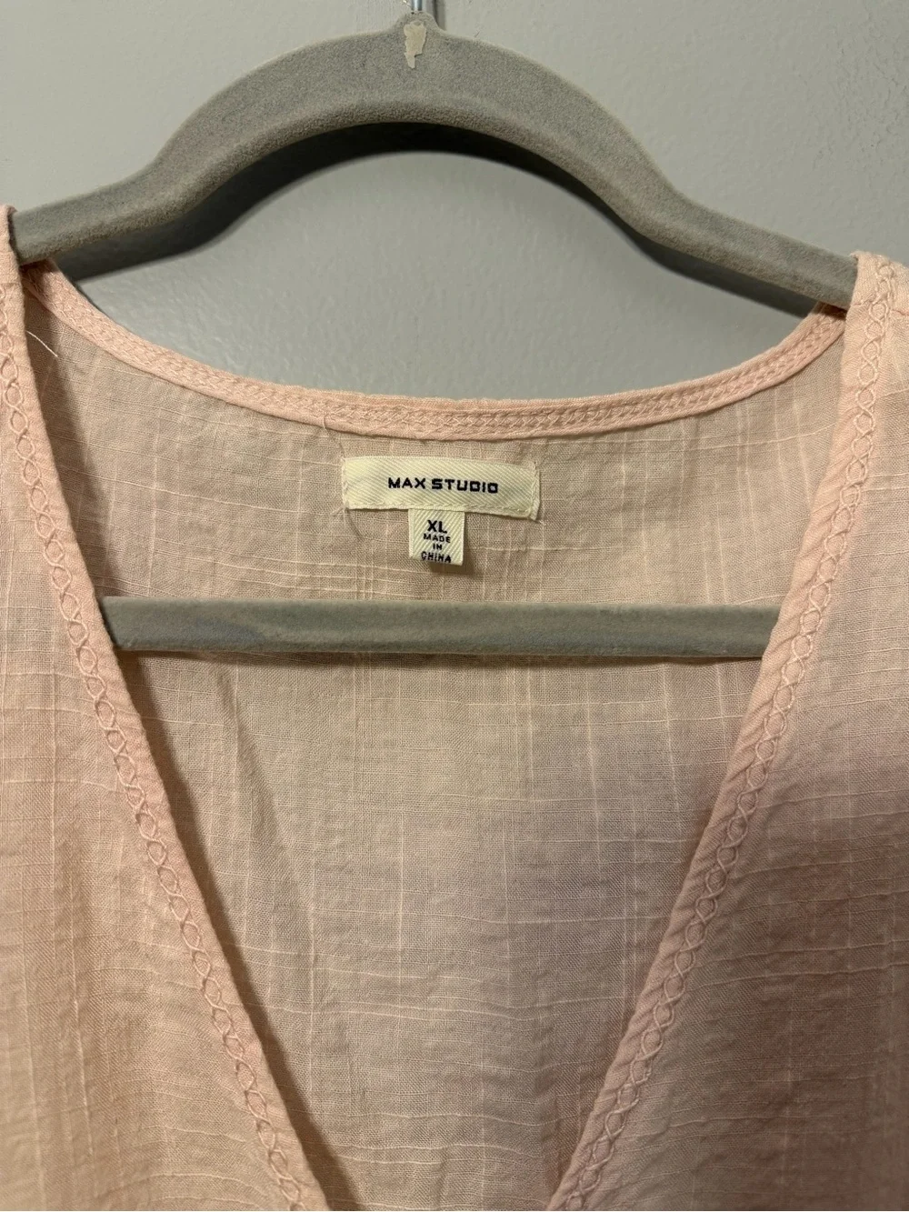 Max Studio Light Peach V-Neck Tie-Front Blouse - Picture 4 of 7